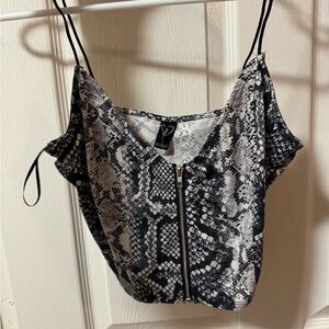 Windsor | Going out top